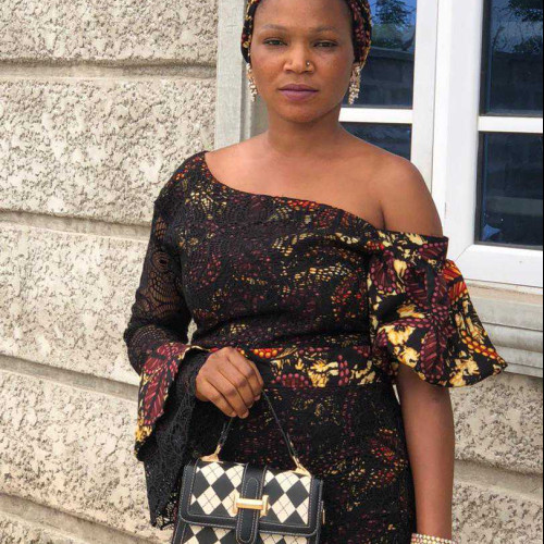 omolara o. profile photo