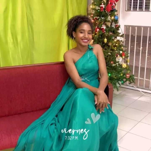 Estrella r. profile photo