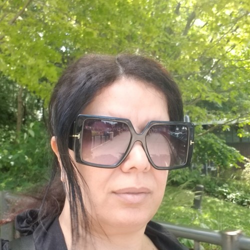 Amina E.