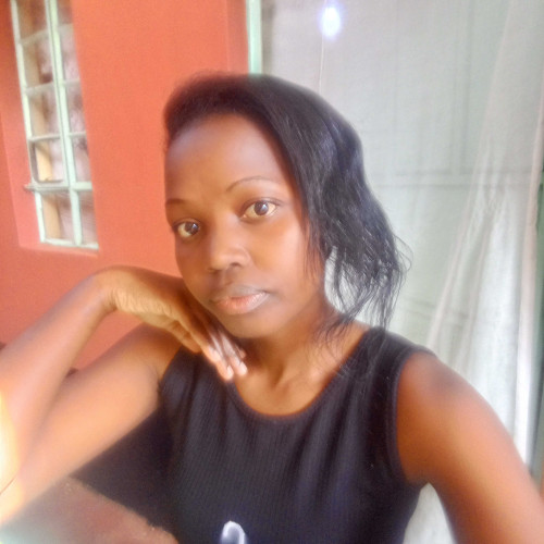 Tess M. profile photo