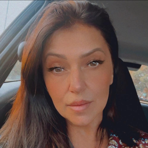 Mirna N.