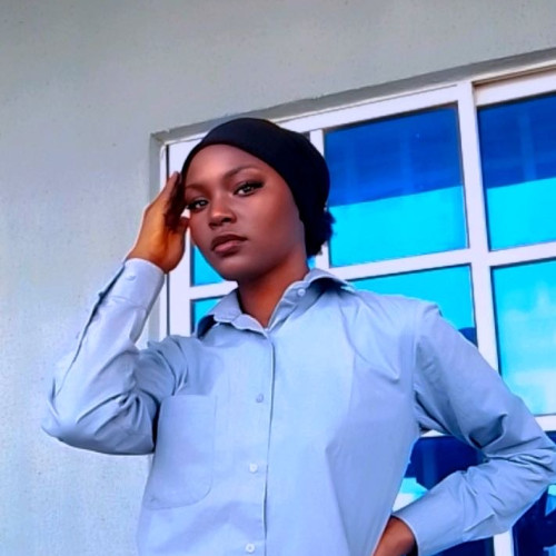 Anjola b. profile photo