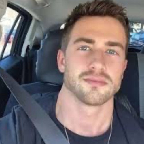 Angel R. profile photo