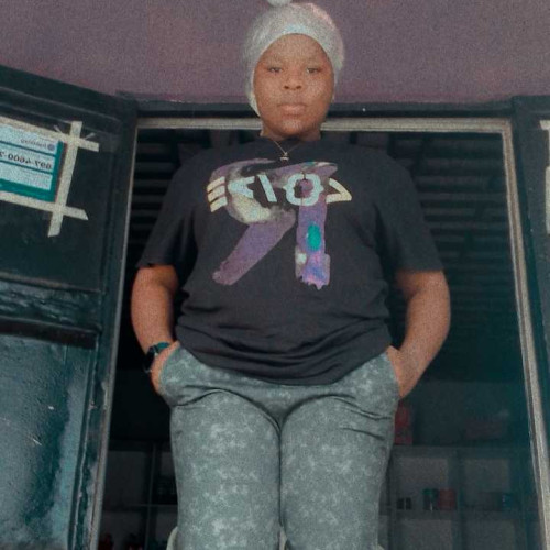 bella g.