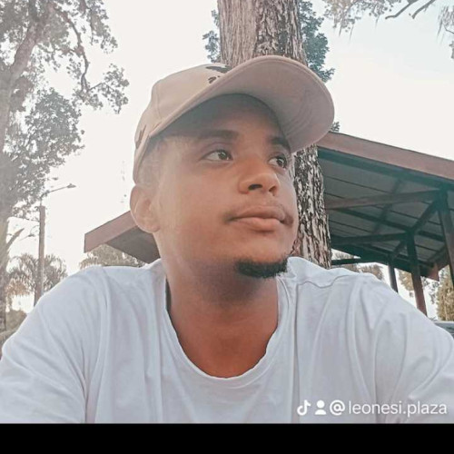 Leonesi P. profile photo