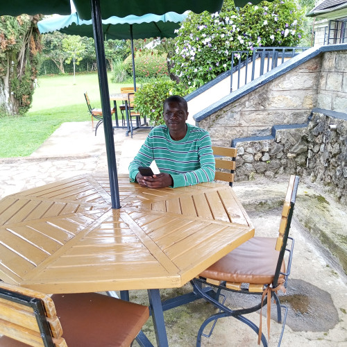 Victor  W. profile photo