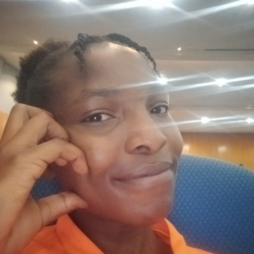 Naomi  J. profile photo