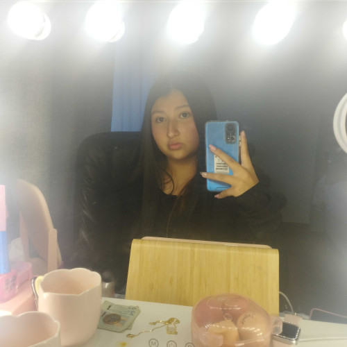 sofi r. profile photo