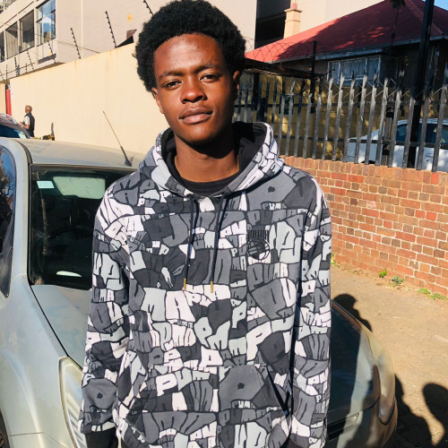 Junior  N. profile photo