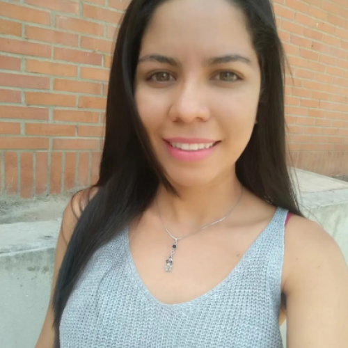 Yoselin D.