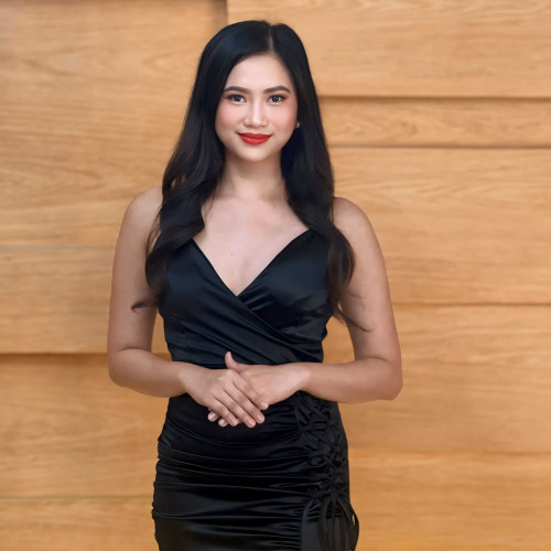 mia j. profile photo