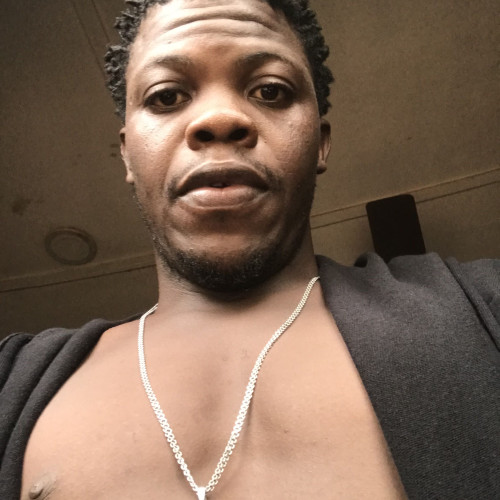 Desmond b. profile photo