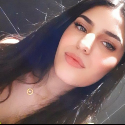 Zineb E.