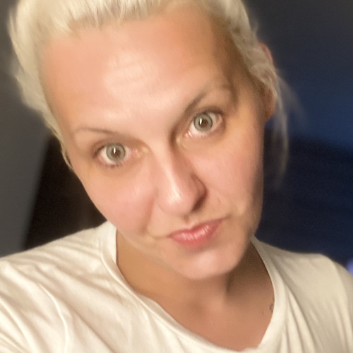 Suzanne S. profile photo