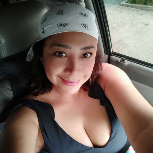 Victoria C.