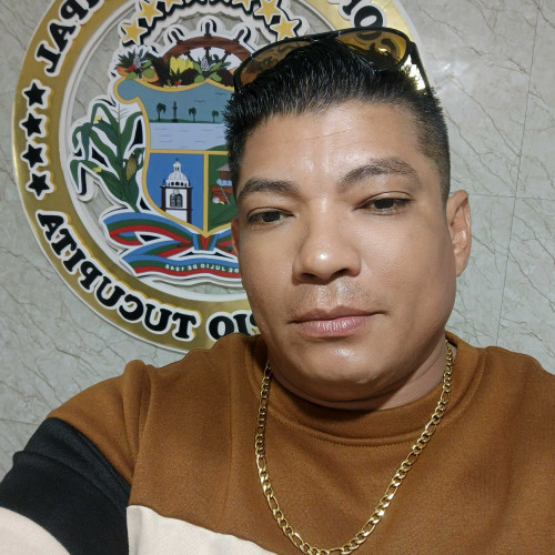 Jorge Luis R.