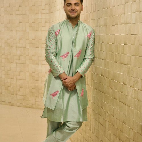 Vihan  K.