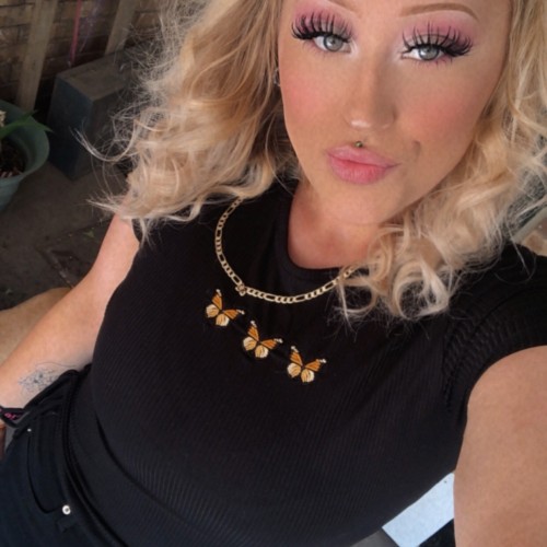 Breylee  A.