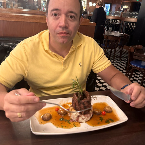 Juan  S. profile photo