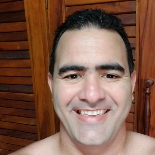 Arian R. profile photo