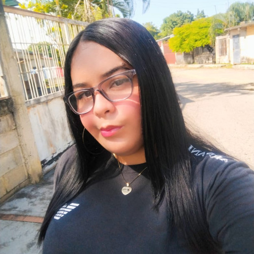 Skarleth M. profile photo