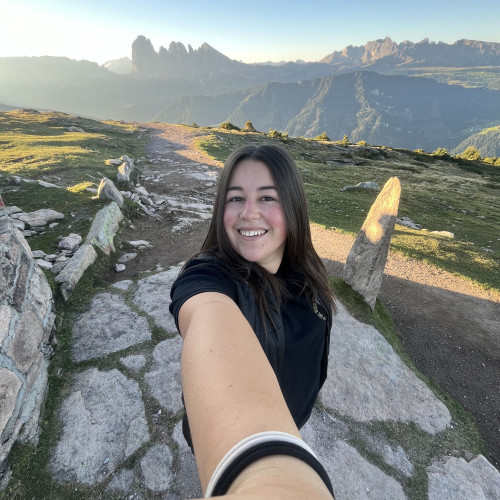 sabrina v. profile photo