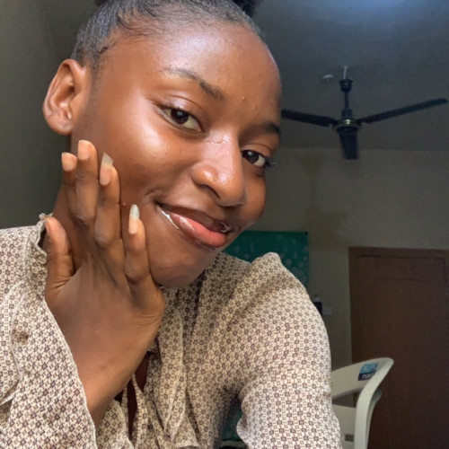 Esther O. profile photo