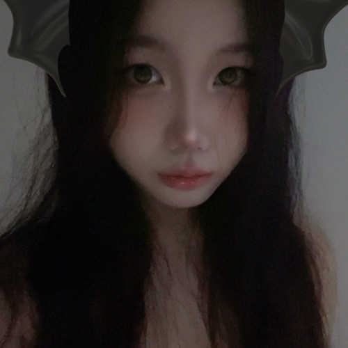 Lee L.