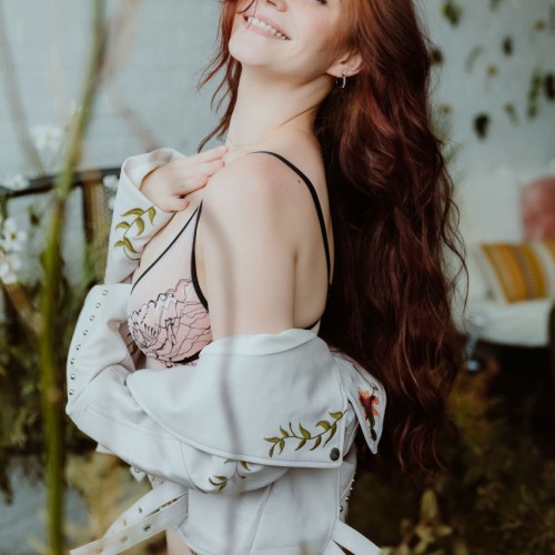 Tiffani L.