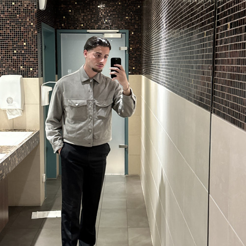 sbsbsbbs b. profile photo