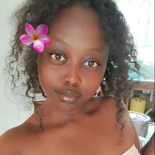 Maya J. profile photo