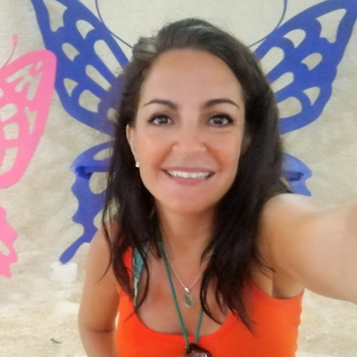 DANIELA G.
