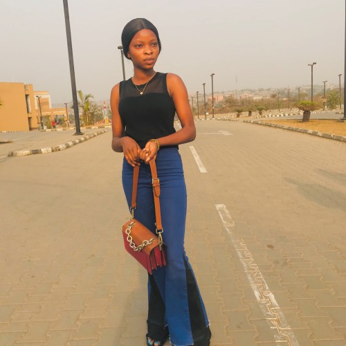 Ololade  D.
