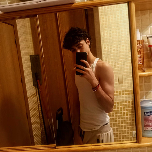 yuset m. profile photo