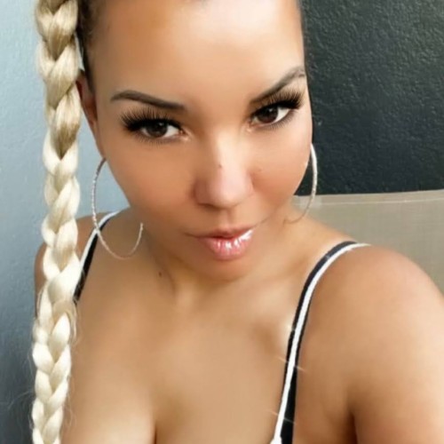 Allie C.
