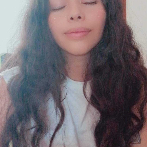 Luna M.