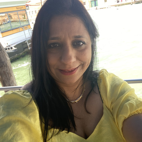 Anni R. profile photo