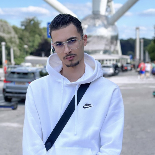 Adam R. profile photo