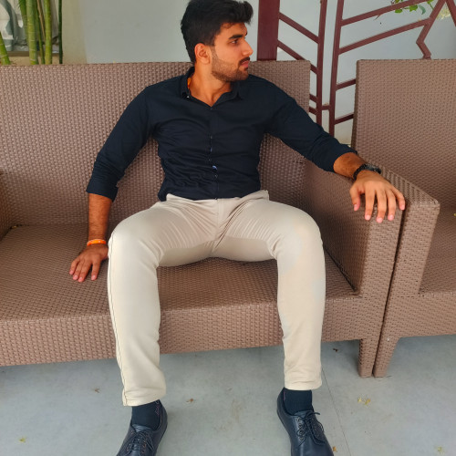 Aayush B. profile photo