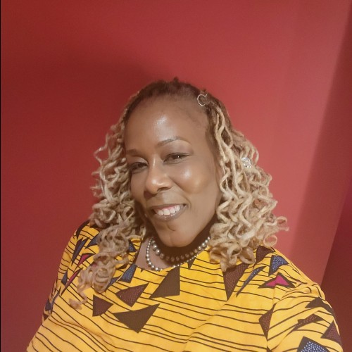 Lynn B.