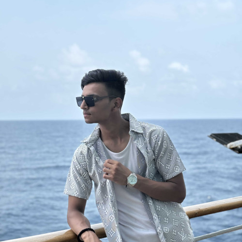 riishhii r. profile photo