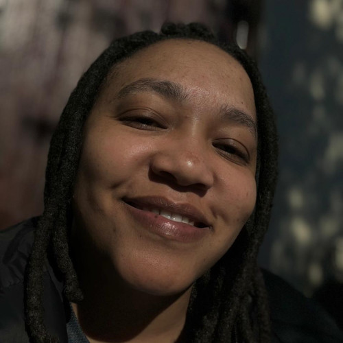 Rozanne T. profile photo