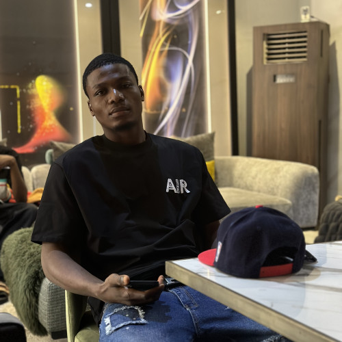 Azido L. profile photo