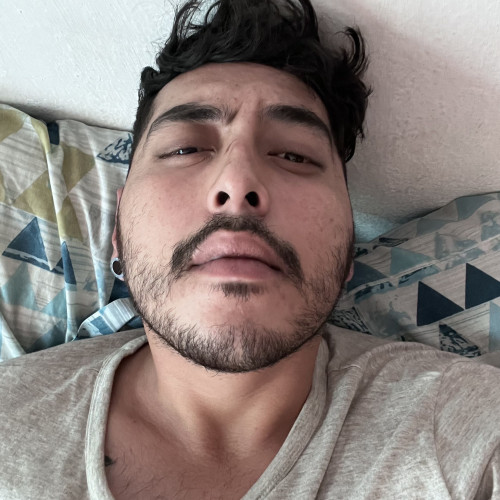 Charly V. profile photo