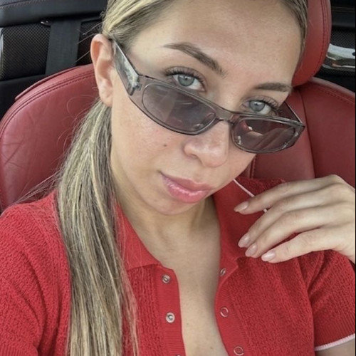 queeni h. profile photo