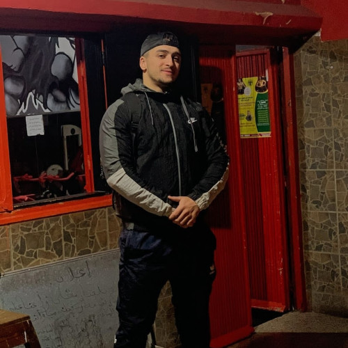 Younes  D. profile photo