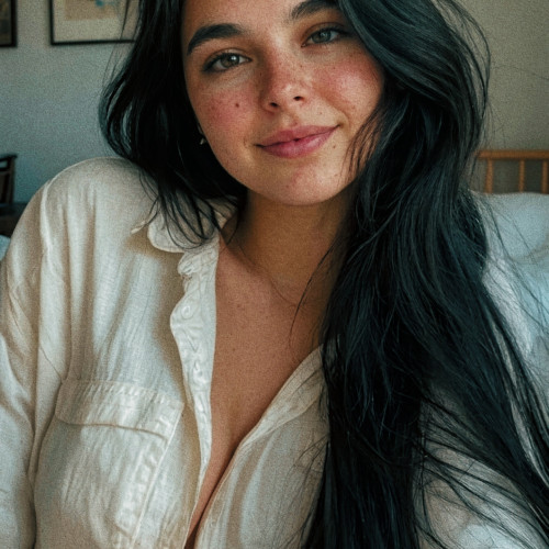 Cristina  F. profile photo