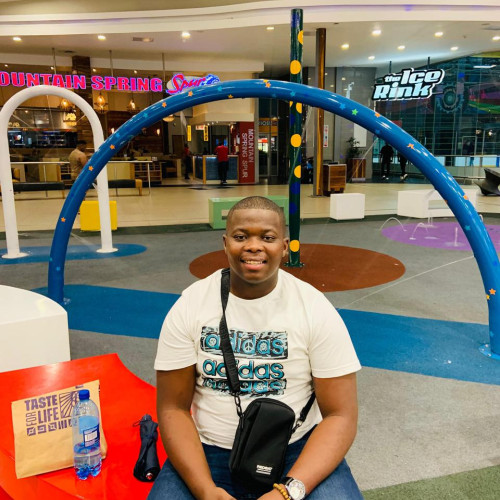 xolani b. profile photo
