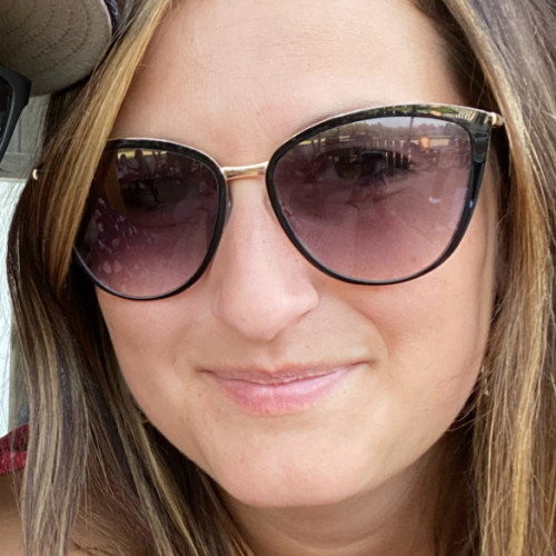 Ashley F. profile photo