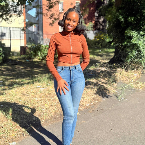 unathi c. profile photo